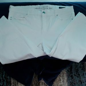 Gloria Vanderbilt Capri's